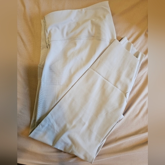 Women's nike universa training pants - Picture 2 of 5